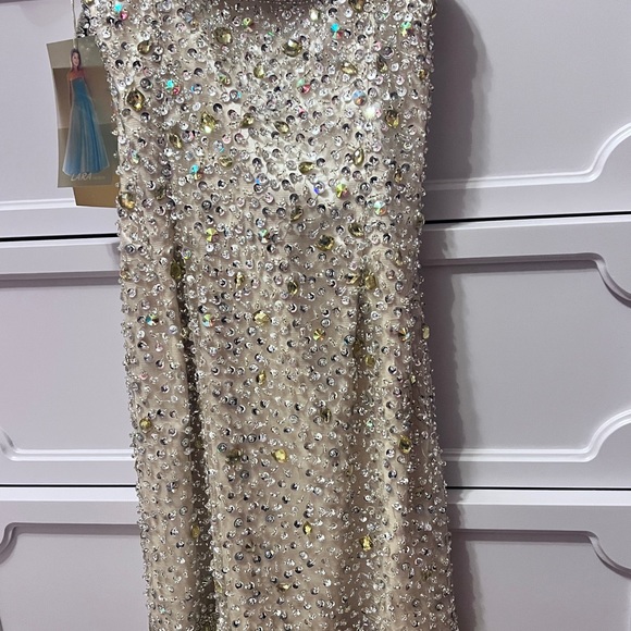 NWT Lara Design Stunning Dress - Picture 5 of 10